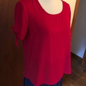 Dressy tie sleeve bow top with short sleeves